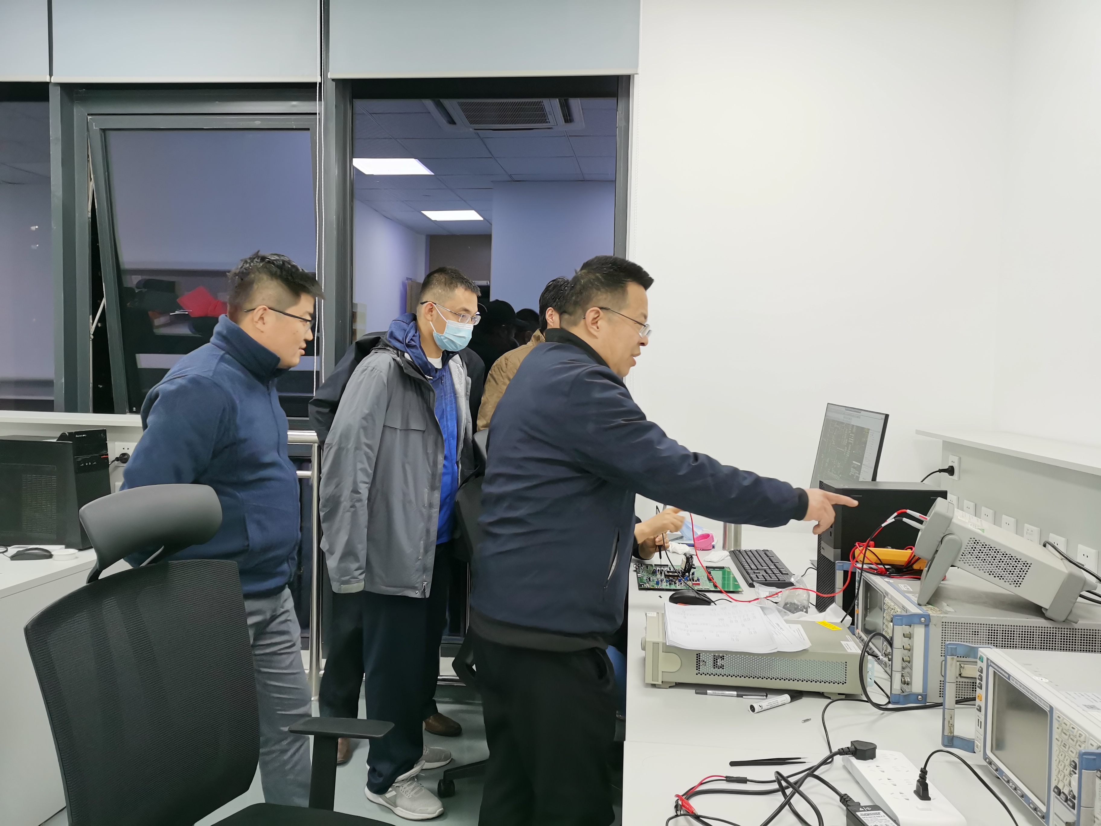 新一代SDRSoC芯片CX8910芯片点亮成功